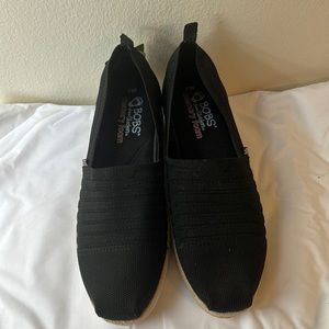 BOBS from Skechers memory foam size W8.5 never worn